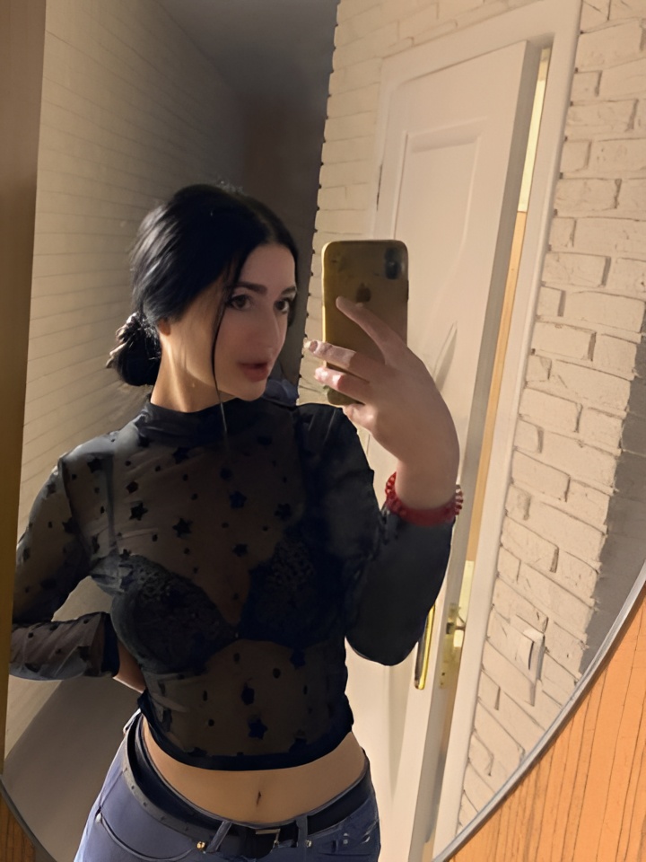 Алла привлекательная девушка из Снежинск цена от 2000 руб