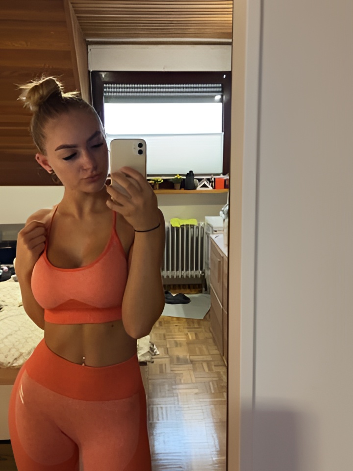 Индивидуалка Майя, доступна для личного знакомства от 4000 руб