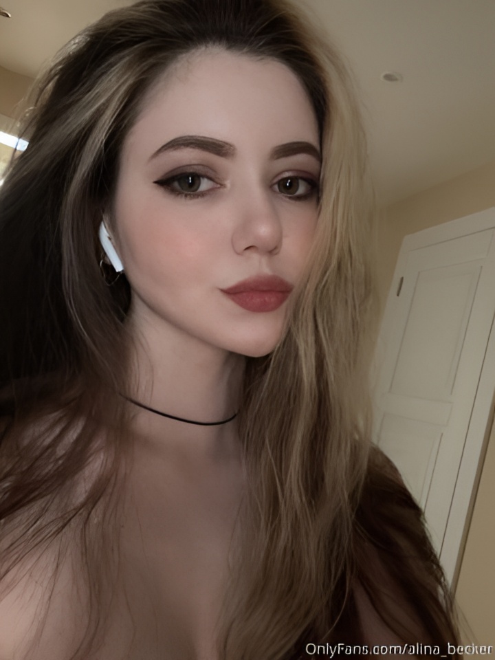 Света привлекательная девушка из Снежинск цена от 2000 руб