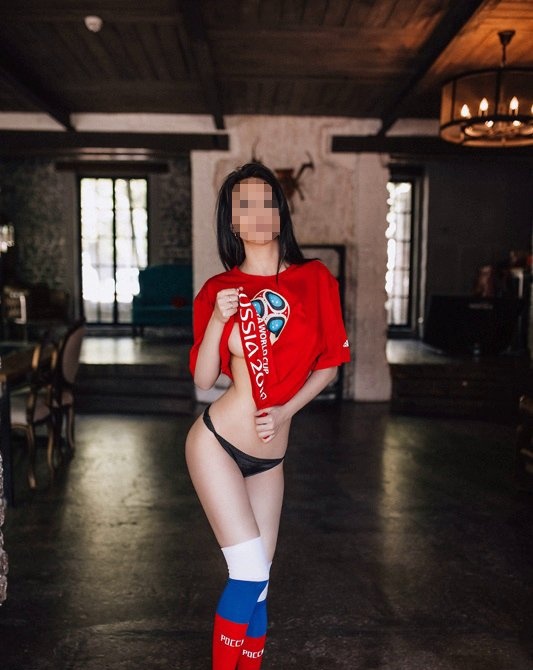 Яна привлекательная девушка из Снежинск цена от 6000 руб