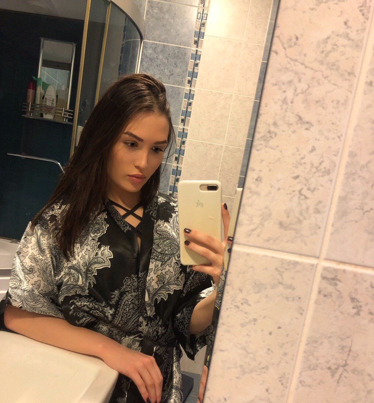 Лиза привлекательная девушка из Снежинск цена от 3500 руб