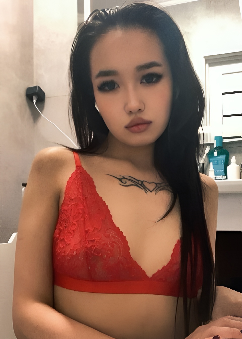 Дарина привлекательная девушка из Снежинск цена от 17000 руб